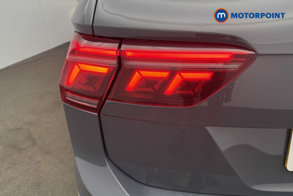 Volkswagen Tiguan Elegance Automatic Petrol SUV - Stock Number (1652048) - 10th supplementary image