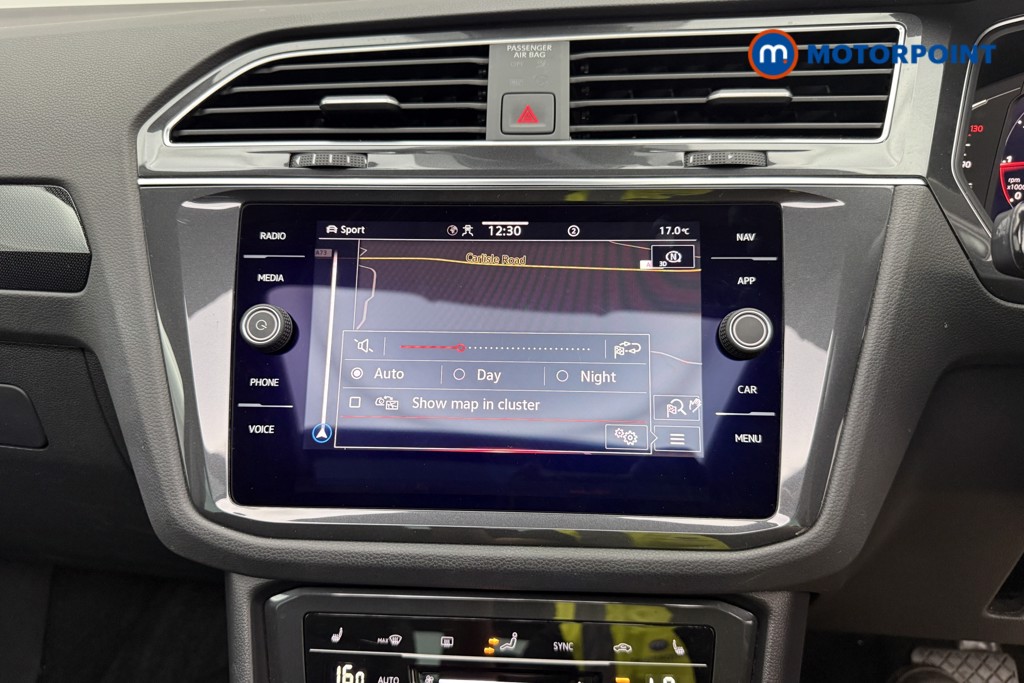 Volkswagen Tiguan Elegance Automatic Petrol SUV - Stock Number (1652048) - 30th supplementary image