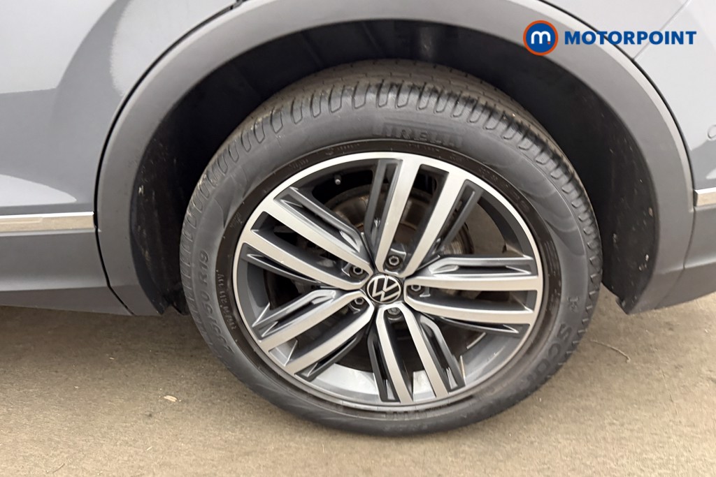 Volkswagen Tiguan Elegance Automatic Petrol SUV - Stock Number (1652048) - 38th supplementary image