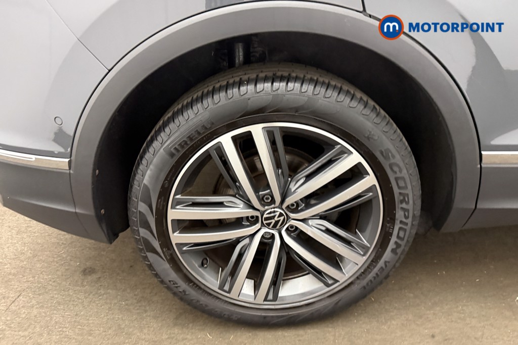 Volkswagen Tiguan Elegance Automatic Petrol SUV - Stock Number (1652048) - 39th supplementary image