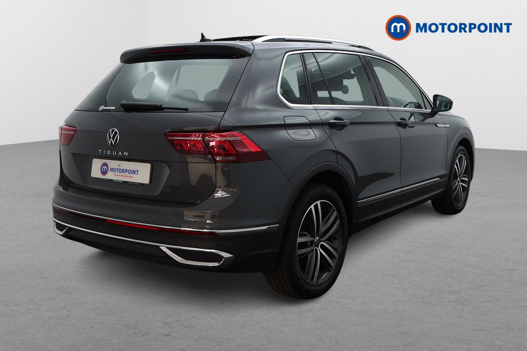Volkswagen Tiguan Elegance Automatic Petrol SUV - Stock Number (1652048) - Drivers side rear corner