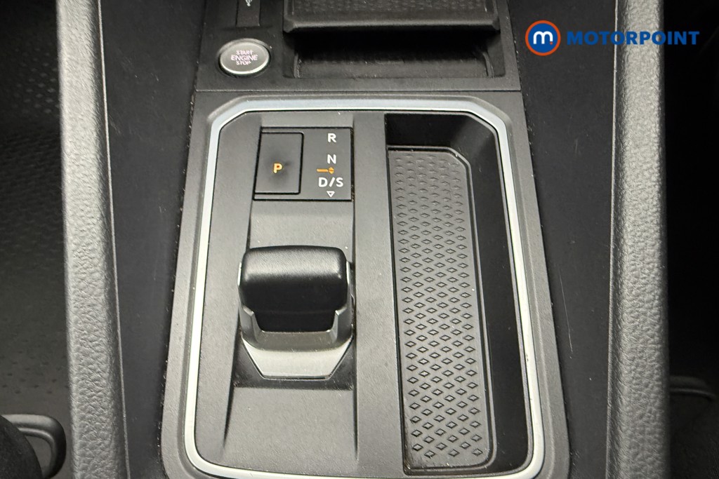 Ford Transit Connect Limited Automatic Petrol Plug-In Hybrid Panel Van - Stock Number (1654157) - 15th supplementary image