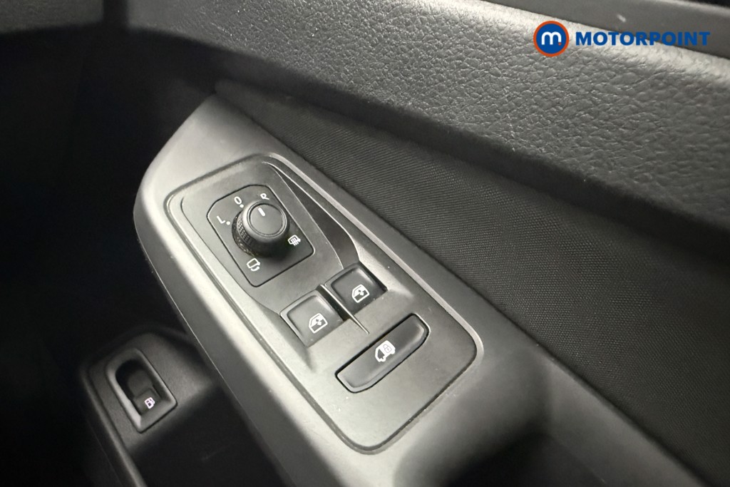 Ford Transit Connect Limited Automatic Petrol Plug-In Hybrid Panel Van - Stock Number (1654157) - 17th supplementary image