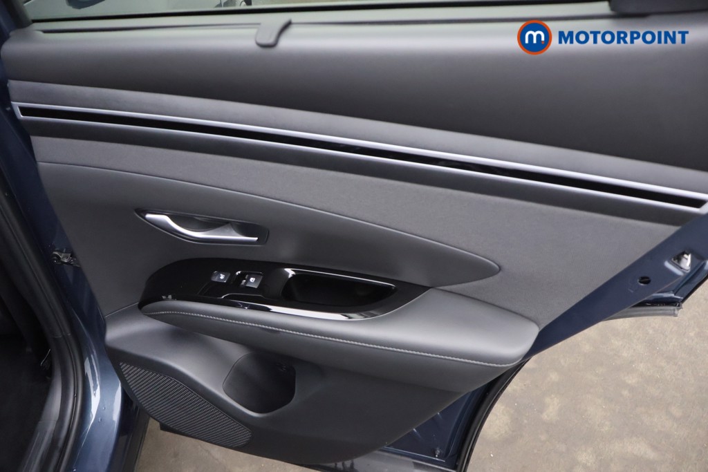 Hyundai Tucson Ultimate Automatic Petrol-Electric Hybrid SUV - Stock Number (1654442) - 17th supplementary image