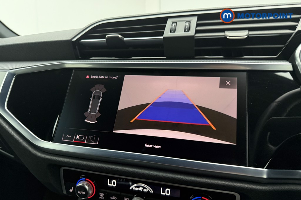 Audi Q3 Edition 1 Manual Petrol SUV - Stock Number (1655187) - 12th supplementary image