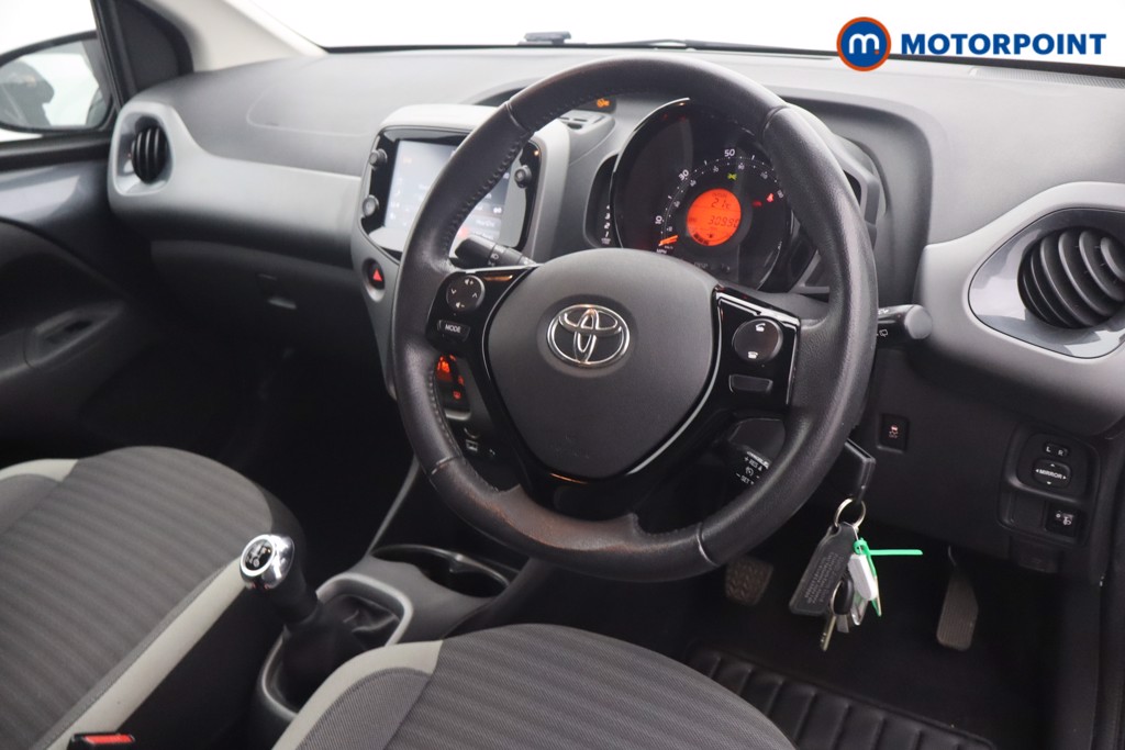 Toyota Aygo X-Trend Manual Petrol Hatchback - Stock Number (1655262) - 1st supplementary image