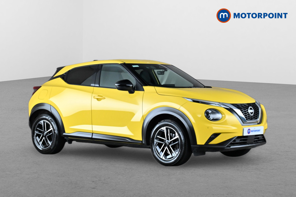 Nissan Juke N-Connecta Manual Petrol SUV - Stock Number (1655810) - Drivers side front corner