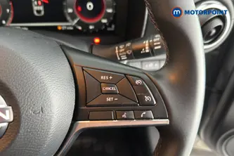 Nissan Juke N-Connecta Manual Petrol SUV - Stock Number (1655816) - 3rd supplementary image