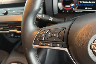 Nissan Juke N-Connecta Manual Petrol SUV - Stock Number (1655816) - 4th supplementary image