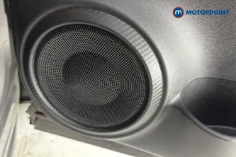 Nissan Juke N-Connecta Manual Petrol SUV - Stock Number (1655816) - 21st supplementary image
