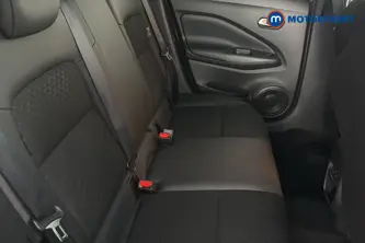 Nissan Juke N-Connecta Manual Petrol SUV - Stock Number (1655816) - 25th supplementary image