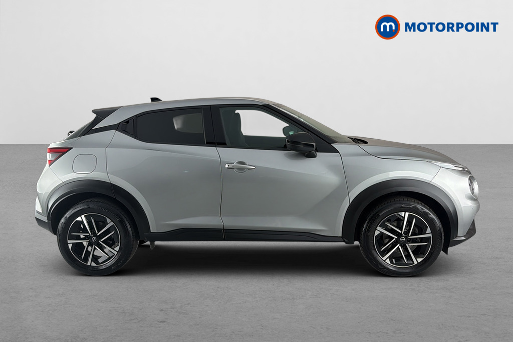 Nissan Juke N-Connecta Manual Petrol SUV - Stock Number (1655816) - Passenger side