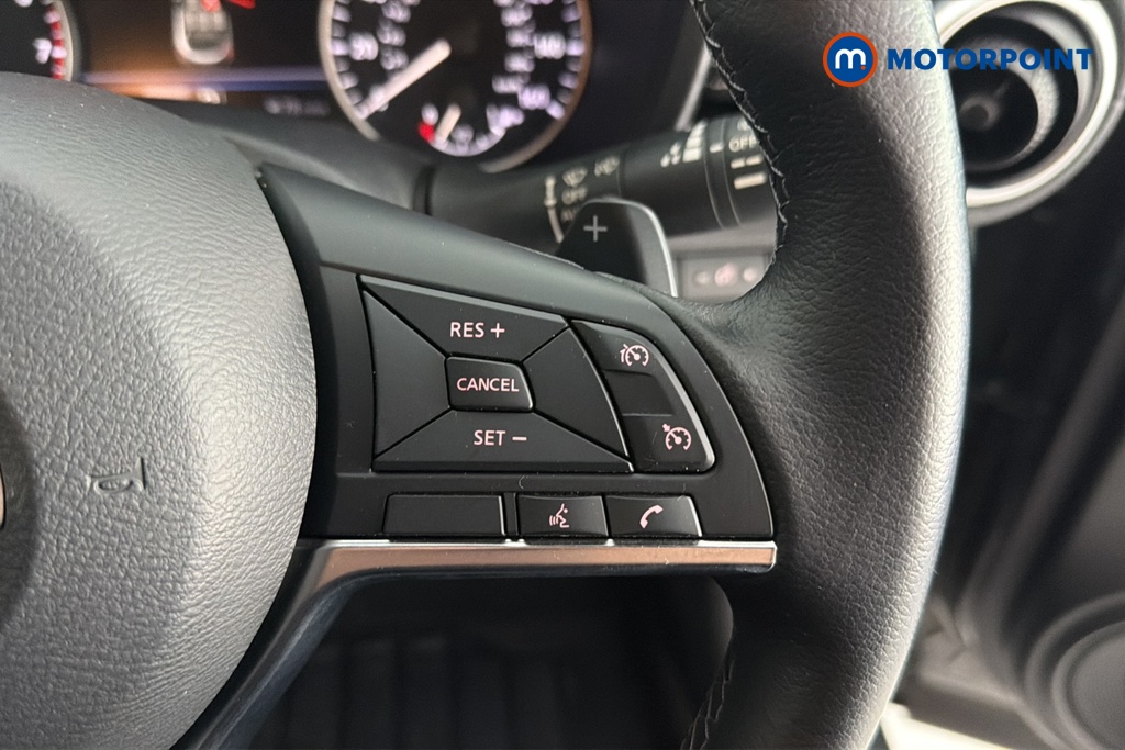 Nissan Juke N-Connecta Automatic Petrol SUV - Stock Number (1655891) - 3rd supplementary image