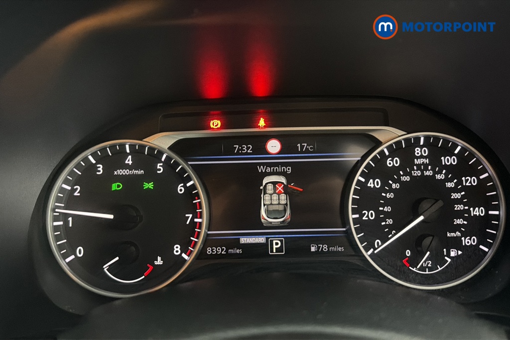 Nissan Juke N-Connecta Automatic Petrol SUV - Stock Number (1655891) - 7th supplementary image