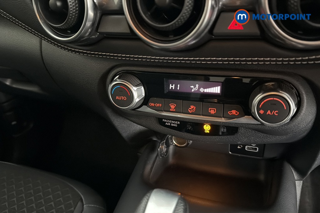 Nissan Juke N-Connecta Automatic Petrol SUV - Stock Number (1655891) - 12th supplementary image