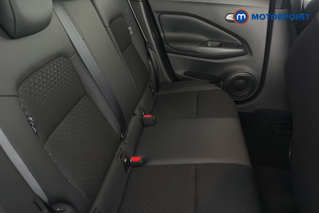 Nissan Juke N-Connecta Automatic Petrol SUV - Stock Number (1655891) - 25th supplementary image
