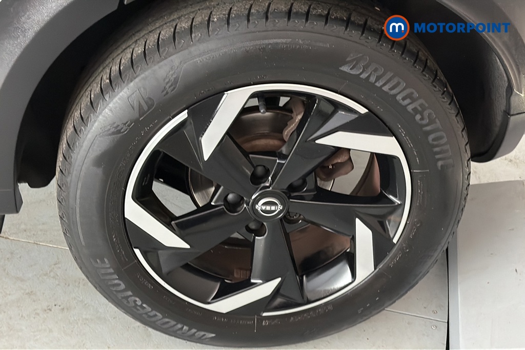 Nissan Juke N-Connecta Automatic Petrol SUV - Stock Number (1655891) - 45th supplementary image