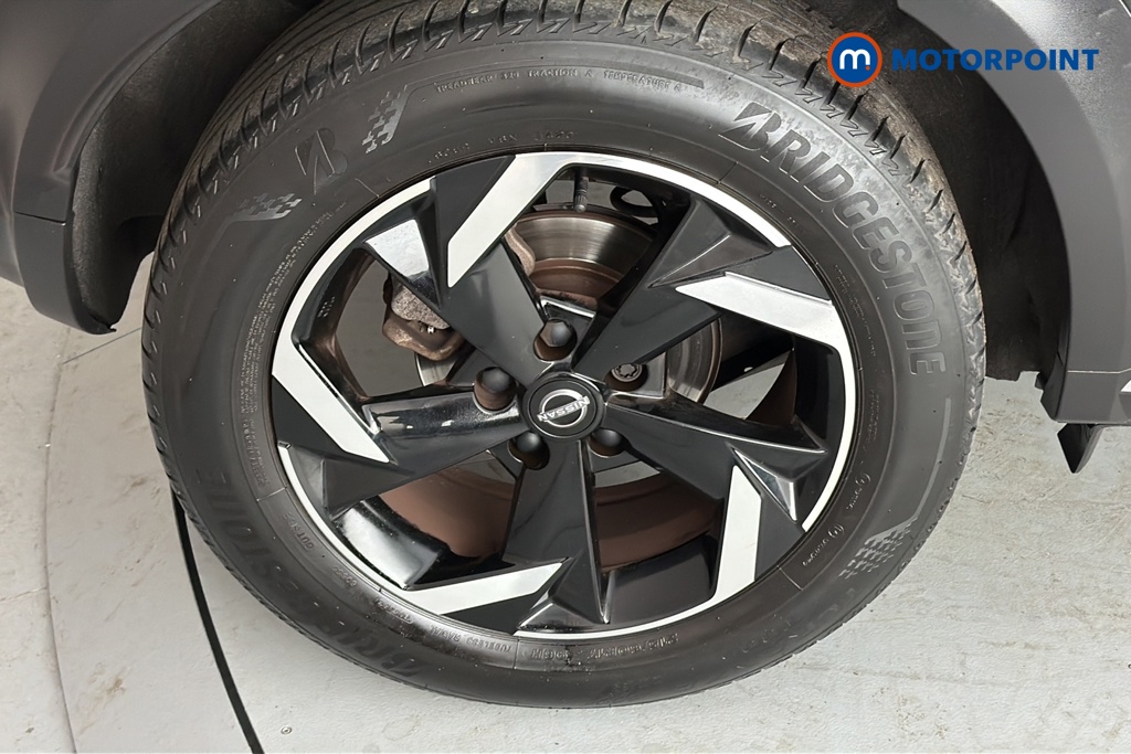 Nissan Juke N-Connecta Automatic Petrol SUV - Stock Number (1655891) - 46th supplementary image