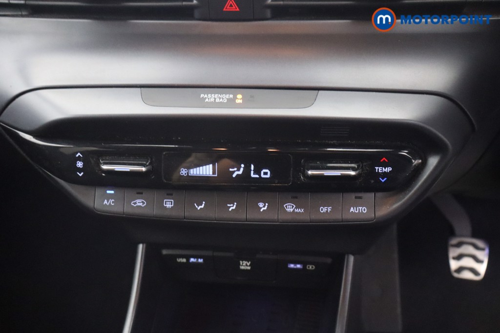 Hyundai Bayon Premium Manual Petrol SUV - Stock Number (1655988) - 3rd supplementary image