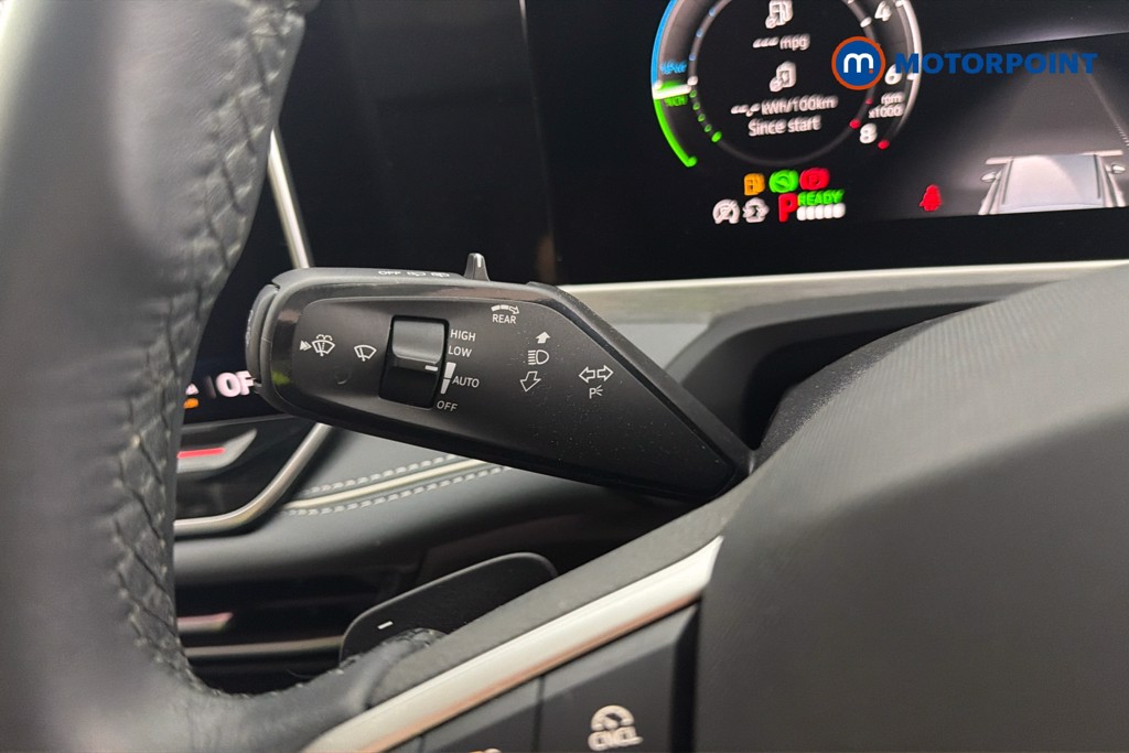 Volkswagen Passat Life Automatic Petrol Plug-In Hybrid Estate - Stock Number (1656631) - 6th supplementary image