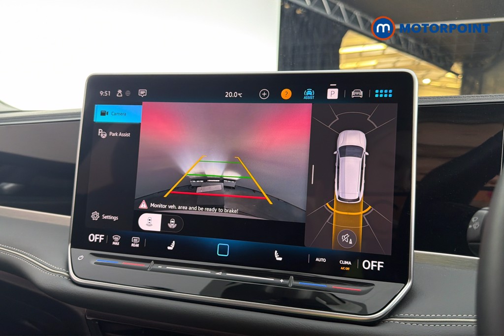 Volkswagen Passat Life Automatic Petrol Plug-In Hybrid Estate - Stock Number (1656631) - 13th supplementary image