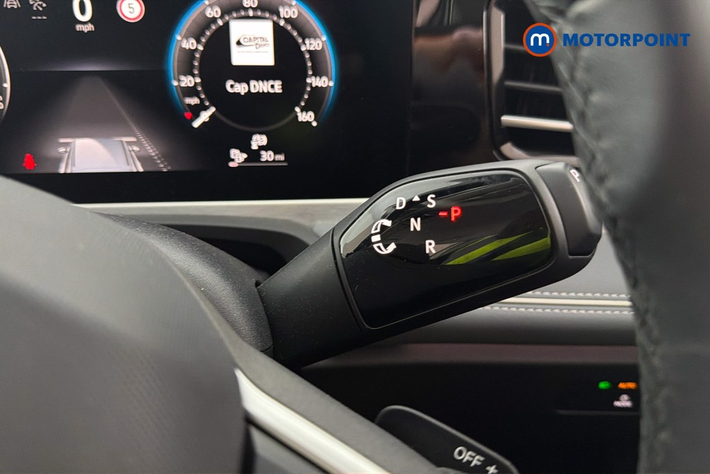 Volkswagen Passat Life Automatic Petrol Plug-In Hybrid Estate - Stock Number (1656631) - 15th supplementary image