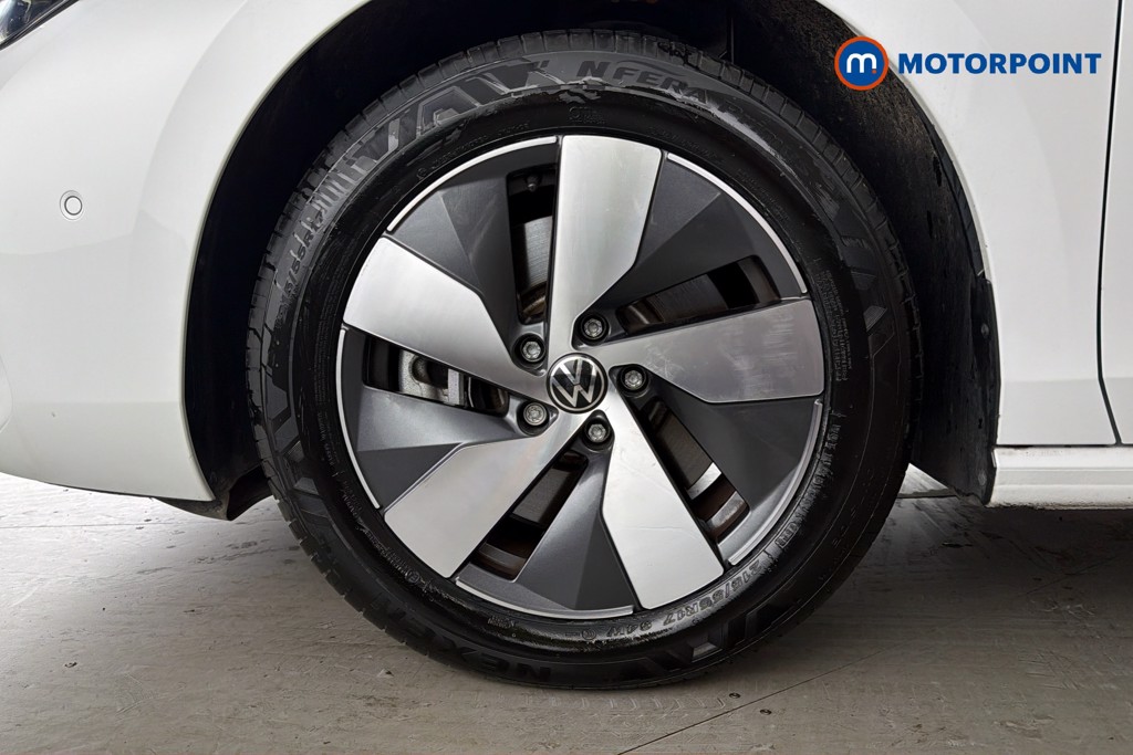 Volkswagen Passat Life Automatic Petrol Plug-In Hybrid Estate - Stock Number (1656631) - 47th supplementary image