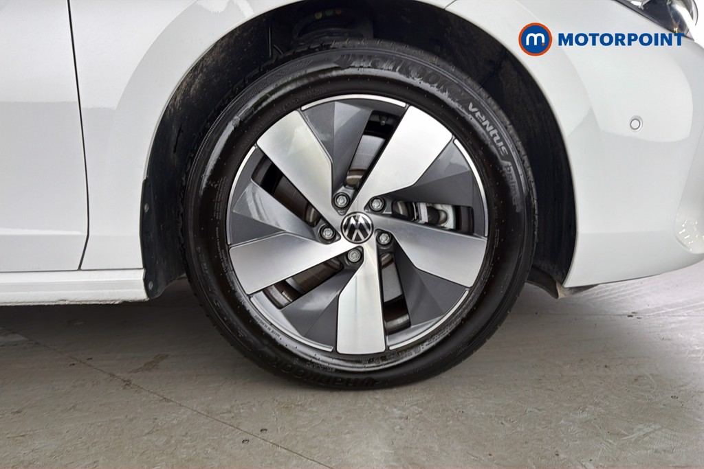 Volkswagen Passat Life Automatic Petrol Plug-In Hybrid Estate - Stock Number (1656631) - 50th supplementary image
