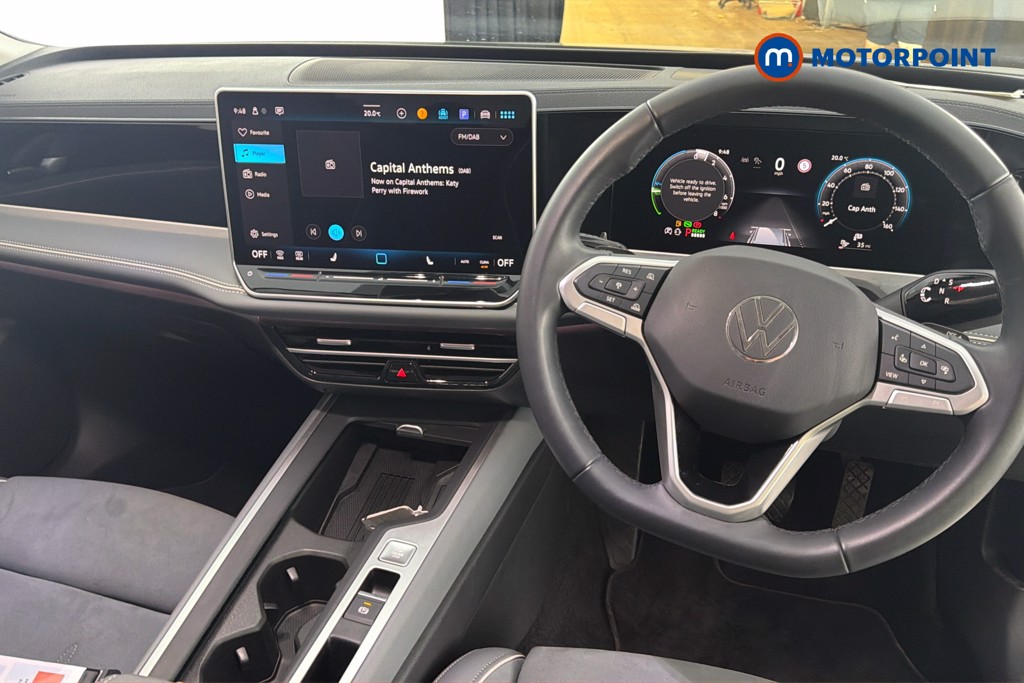 Volkswagen Passat Life Automatic Petrol Plug-In Hybrid Estate - Stock Number (1656631) - 1st supplementary image