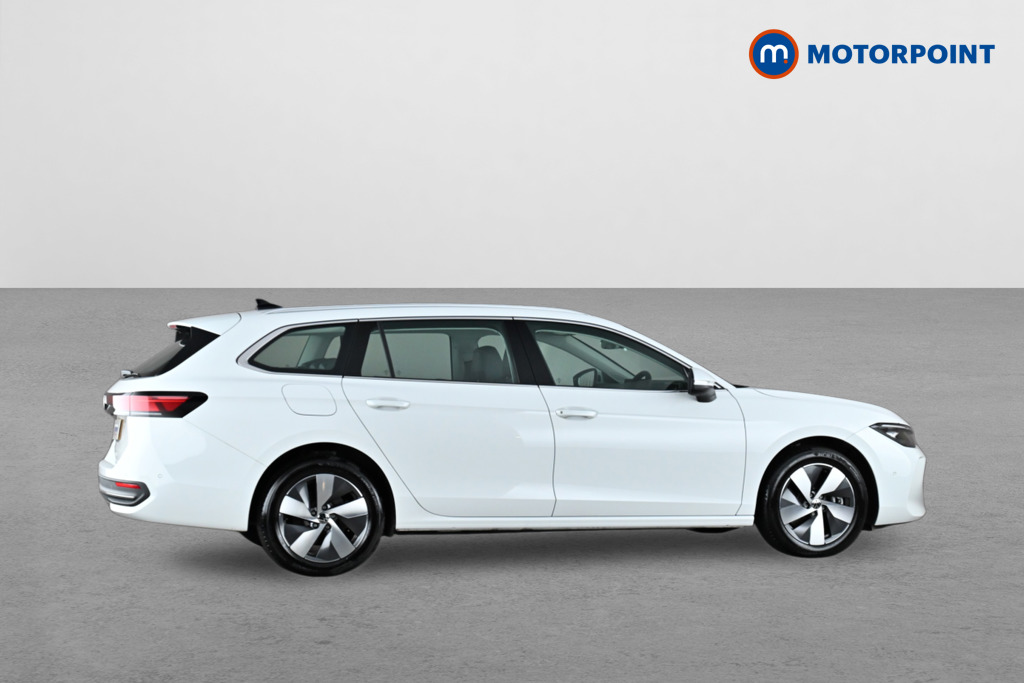 Volkswagen Passat Life Automatic Petrol Plug-In Hybrid Estate - Stock Number (1656631) - Drivers side