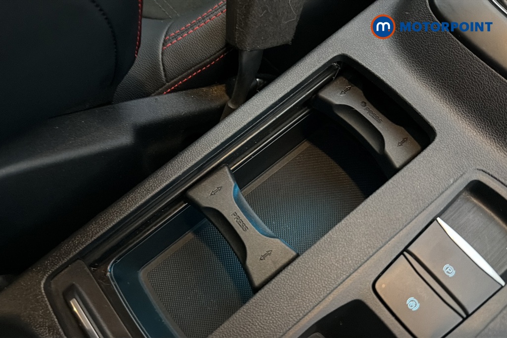 Ford Kuga Black Package Edition Manual Petrol SUV - Stock Number (1657088) - 16th supplementary image