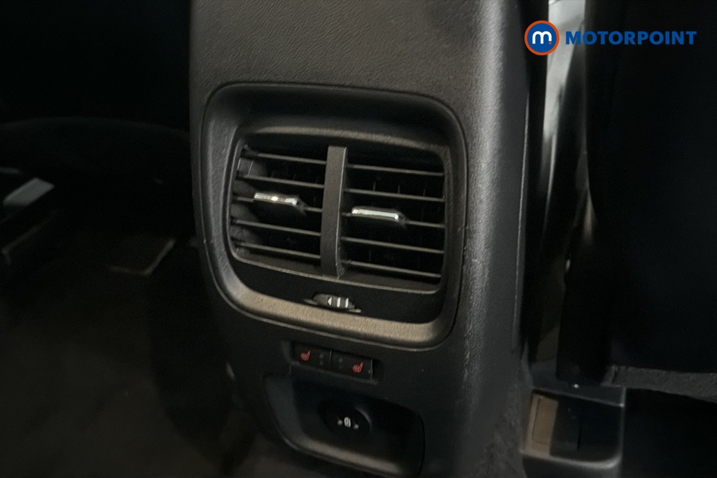 Ford Kuga Black Package Edition Manual Petrol SUV - Stock Number (1657088) - 28th supplementary image