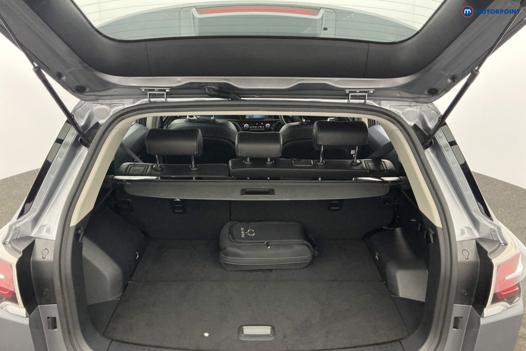 Ssangyong Korando Ventura Automatic Electric SUV - Stock Number (1657232) - 3rd supplementary image