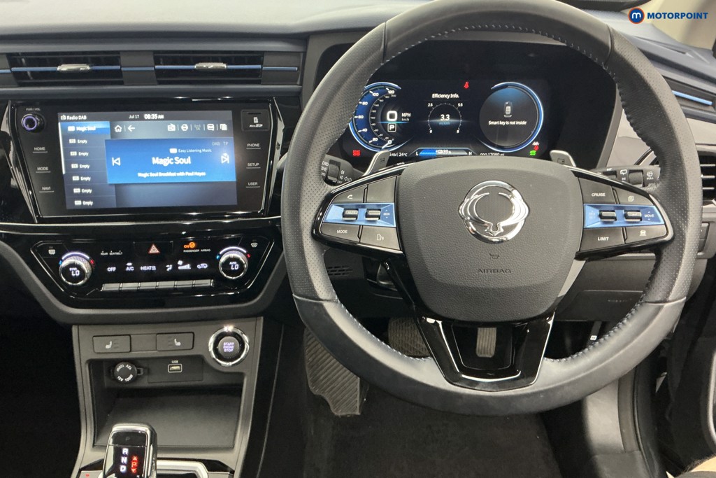 Ssangyong Korando Ventura Automatic Electric SUV - Stock Number (1657232) - 1st supplementary image