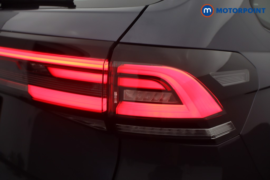 Volkswagen Taigo Life Manual Petrol SUV - Stock Number (1657344) - 13th supplementary image