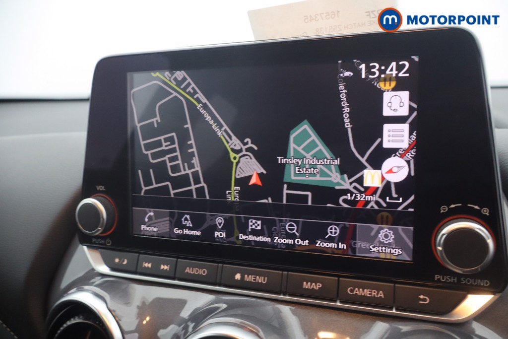 Nissan Juke N-Connecta Automatic Petrol SUV - Stock Number (1657345) - 2nd supplementary image