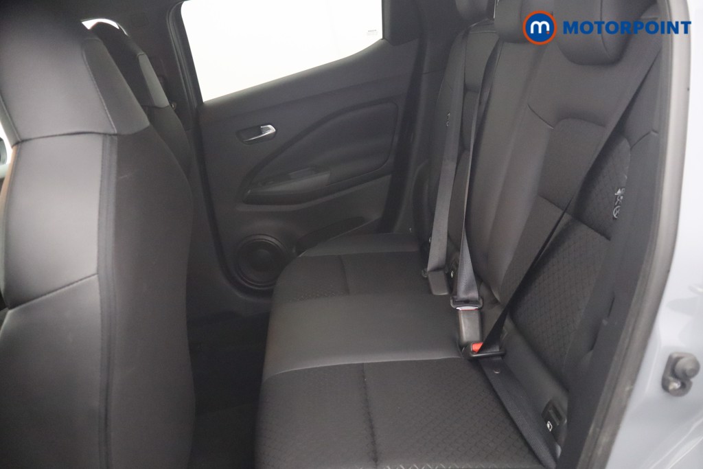 Nissan Juke N-Connecta Automatic Petrol SUV - Stock Number (1657345) - 11th supplementary image
