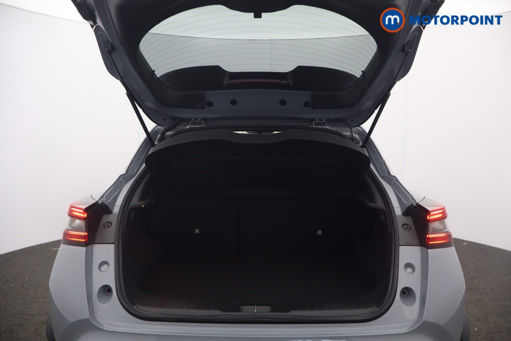 Nissan Juke N-Connecta Automatic Petrol SUV - Stock Number (1657345) - 12th supplementary image