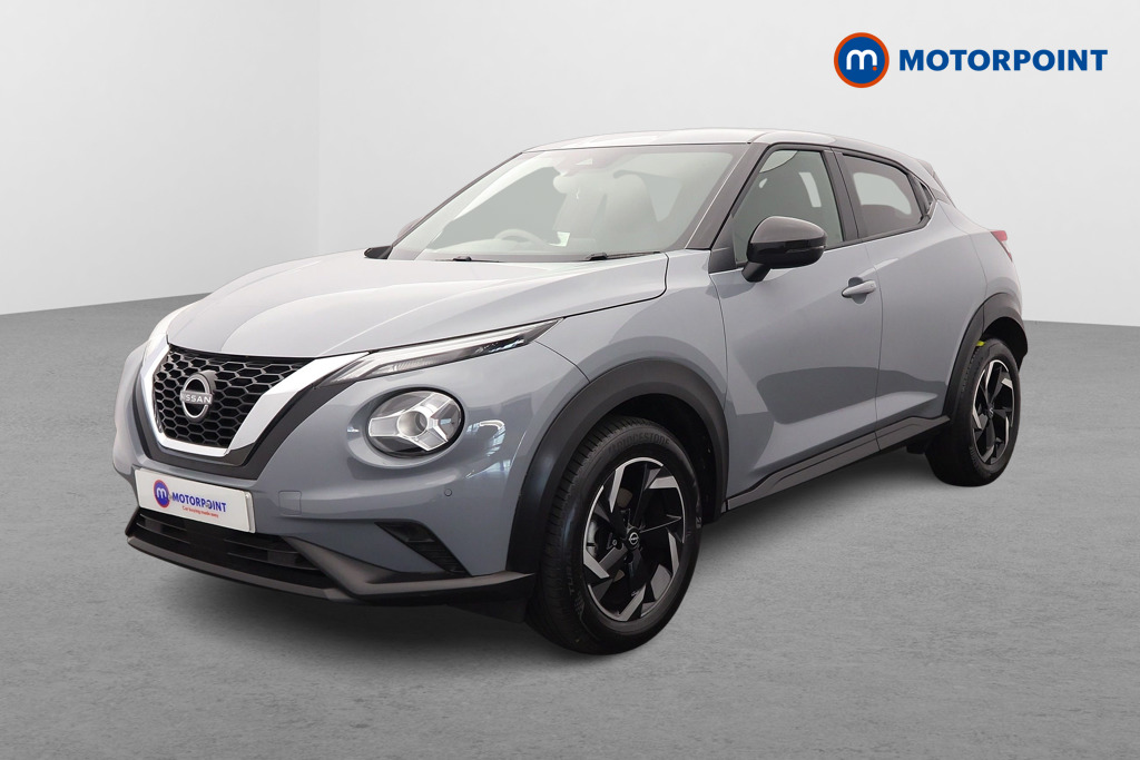Nissan Juke N-Connecta Automatic Petrol SUV - Stock Number (1657345) - Passenger side front corner