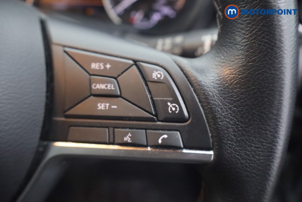 Nissan Juke N-Connecta Manual Petrol SUV - Stock Number (1658480) - 7th supplementary image