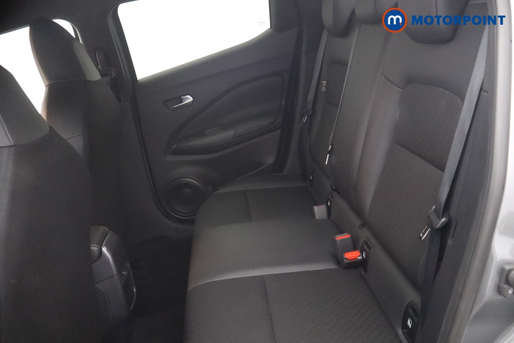 Nissan Juke N-Connecta Manual Petrol SUV - Stock Number (1658480) - 11th supplementary image