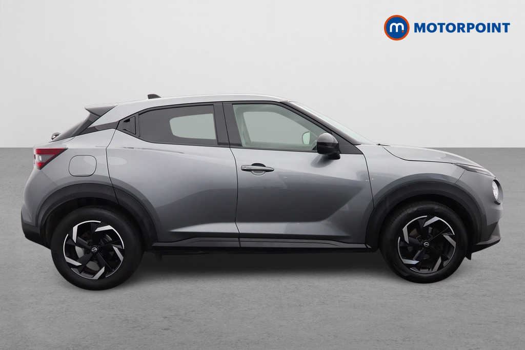 Nissan Juke N-Connecta Manual Petrol SUV - Stock Number (1658480) - Drivers side