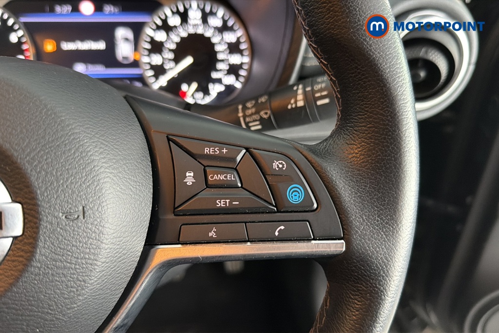 Nissan Juke Tekna Manual Petrol SUV - Stock Number (1659438) - 3rd supplementary image