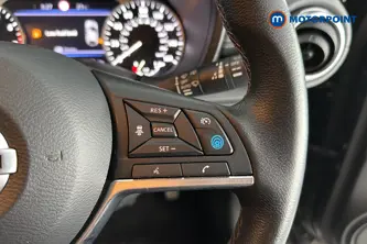 Nissan Juke Tekna Manual Petrol SUV - Stock Number (1659438) - 3rd supplementary image