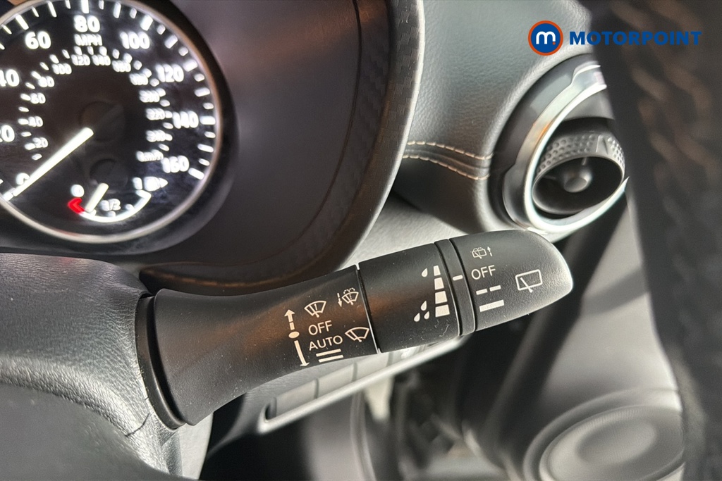 Nissan Juke Tekna Manual Petrol SUV - Stock Number (1659438) - 6th supplementary image