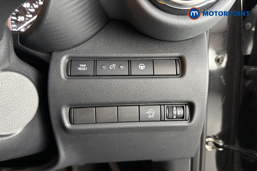 Nissan Juke Tekna Manual Petrol SUV - Stock Number (1659438) - 11th supplementary image