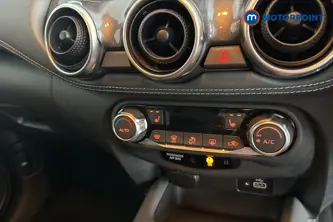 Nissan Juke Tekna Manual Petrol SUV - Stock Number (1659438) - 12th supplementary image