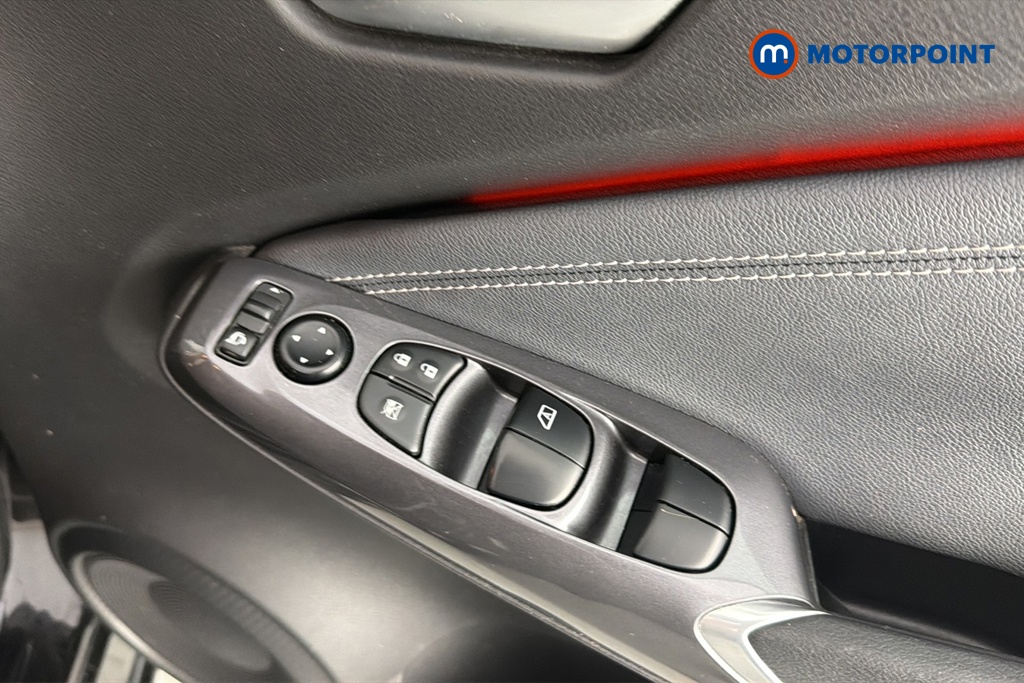 Nissan Juke Tekna Manual Petrol SUV - Stock Number (1659438) - 19th supplementary image