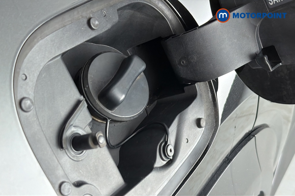 Nissan Juke Tekna Manual Petrol SUV - Stock Number (1659438) - 41st supplementary image