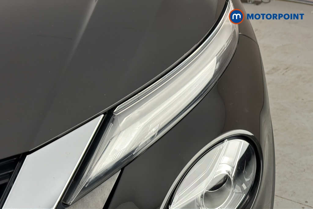 Nissan Juke Tekna Manual Petrol SUV - Stock Number (1659438) - 42nd supplementary image